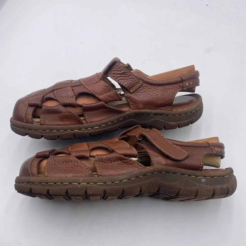 Born H39606 Fisherman Sandals Mens 10 43 Brown Leather Handcrafted Rugged Casual